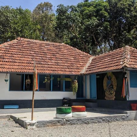 Crossroads Hostel 1957 Kalpatta Exterior foto